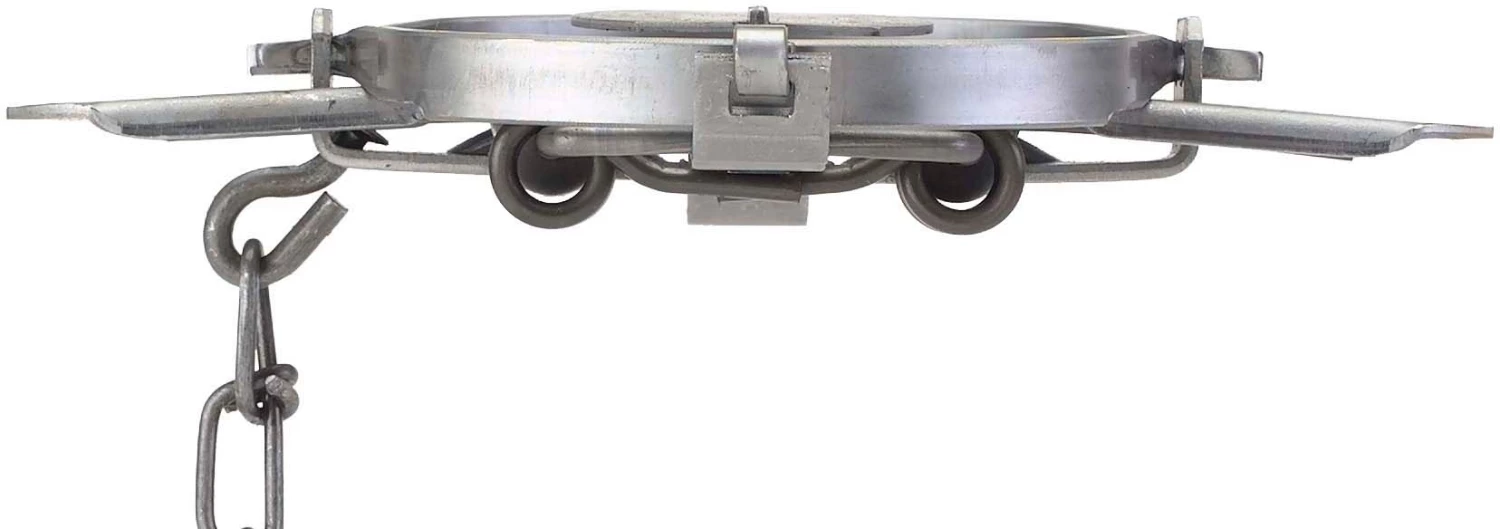 Duke Traps #1.75 Coil Spring Trap 5.25" Jaw Spread 4 Duke Traps #1.75 Coil Spring Trap 5.25" Jaw Spread - Image 2