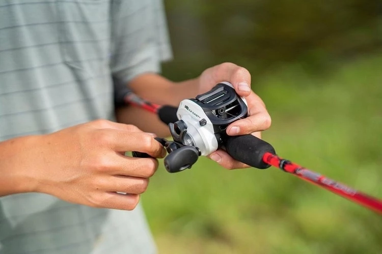 Abu Garcia Gen Ike EZ Cast Baitcast Combo 10 Abu Garcia Gen Ike EZ Cast Baitcast Combo - Image 8