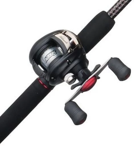 Pure Fishing Ugly Stik GX2™ Baitcast Combo 6'6 M 4 Pure Fishing Ugly Stik GX2™ Baitcast Combo 6'6 M - Image 2