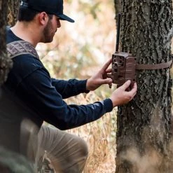 Moultrie Mobile Delta Base Cellular Trail Camera -Outlet Sporting Goods Store 27020061 5 2