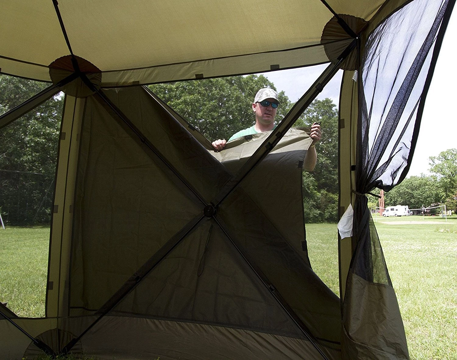 Clam Green Screen Hub Wind Panel, 3 Pack 5 Clam Green Screen Hub Wind Panel, 3 Pack - Image 3