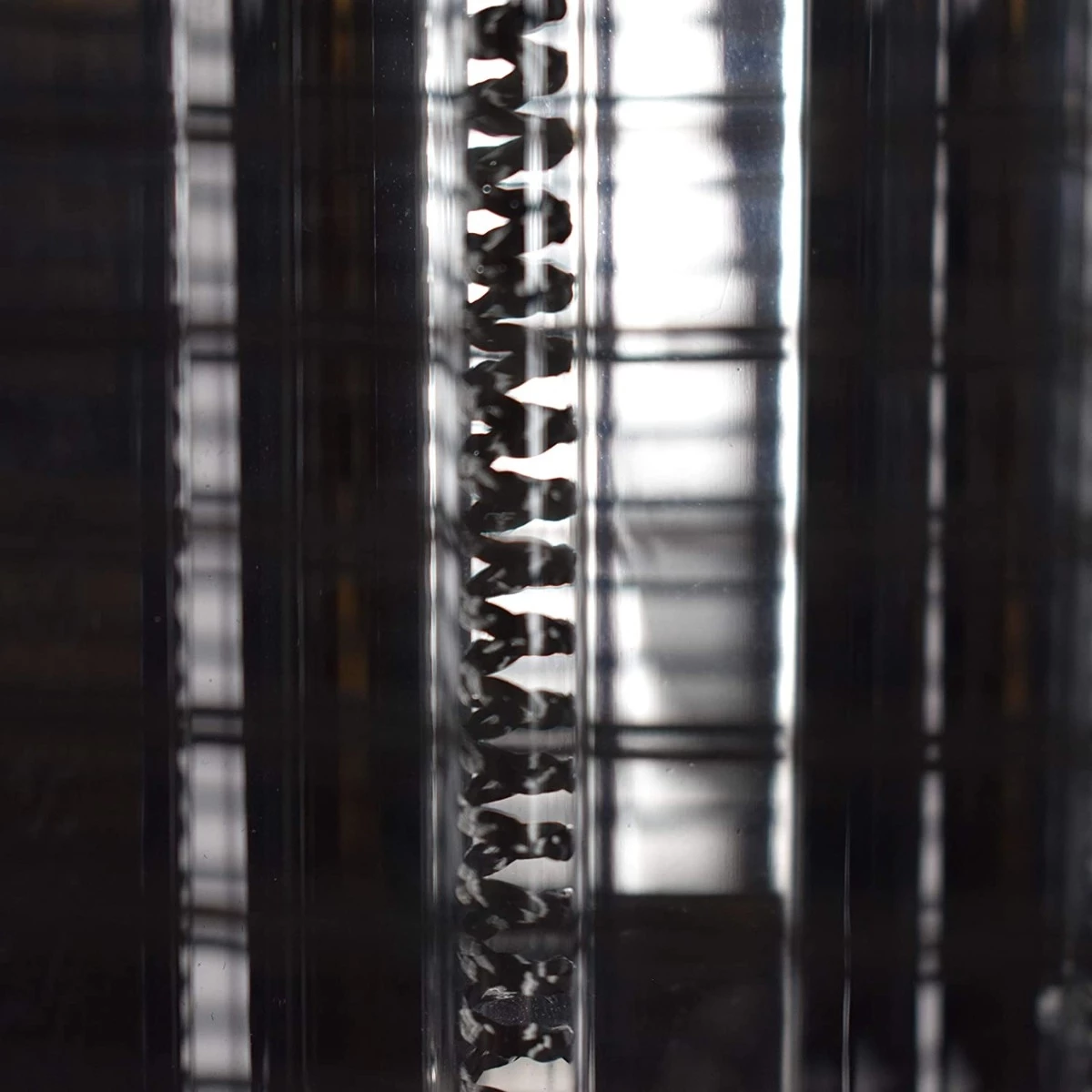 Remington 4,100 BTU Electric Radiant Heater - 120 Volt 6 Remington 4,100 BTU Electric Radiant Heater - 120 Volt - Image 4