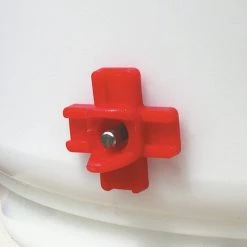 Farm Innovators Heated 2 Gallon Poultry Drinker -Outlet Sporting Goods Store hb 60p 2 1