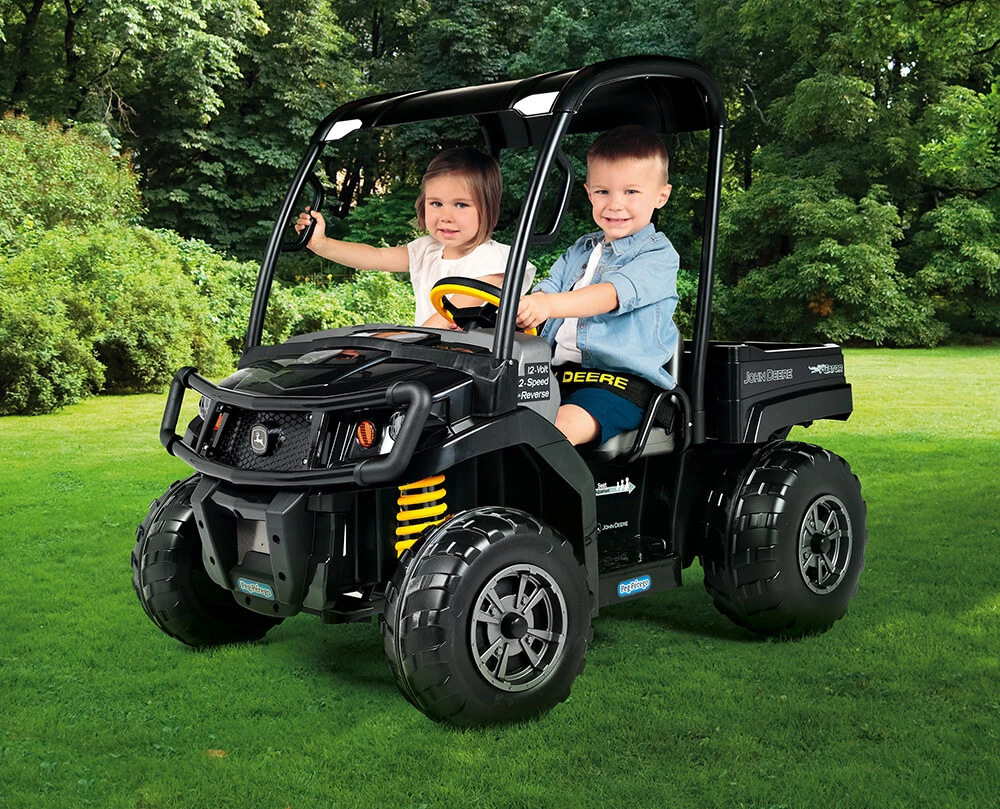 Peg Perego John Deere Gator XUV Midnight Black 13 Peg Perego John Deere Gator XUV Midnight Black - Image 11
